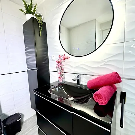 Luxury Pink Apartment *